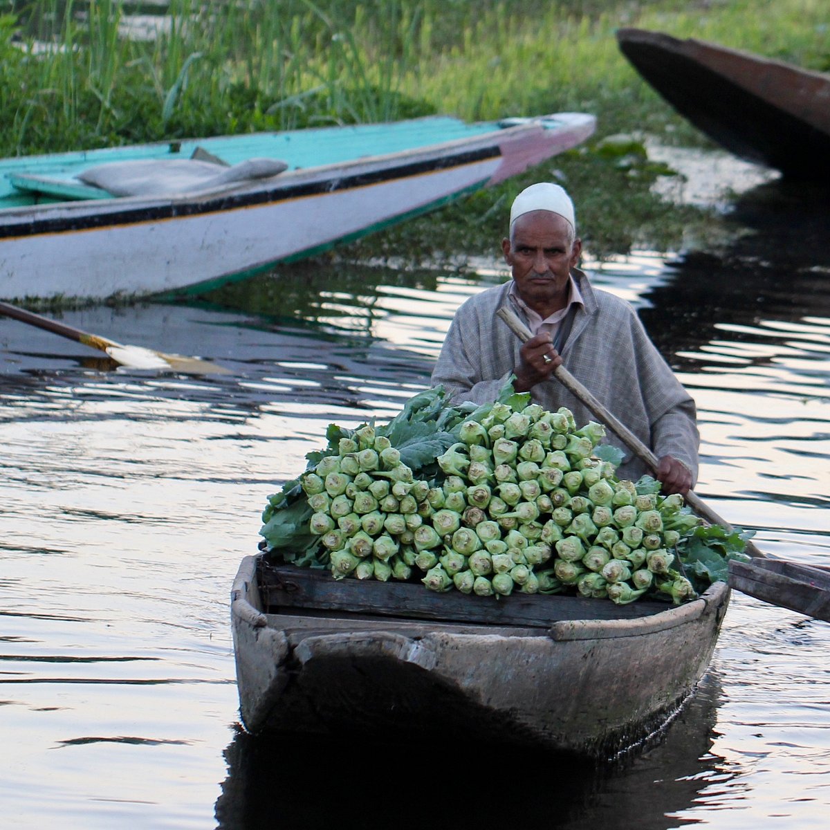 The Floating Market on Dal is the second largest wholesale market in the world