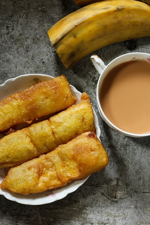 The sweet and crispy pazham pori is a popular snack 