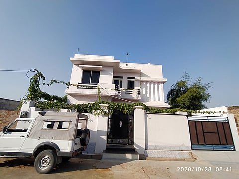 Raptor's Inn is located on the edge of Rajasthan's best-known grasslands