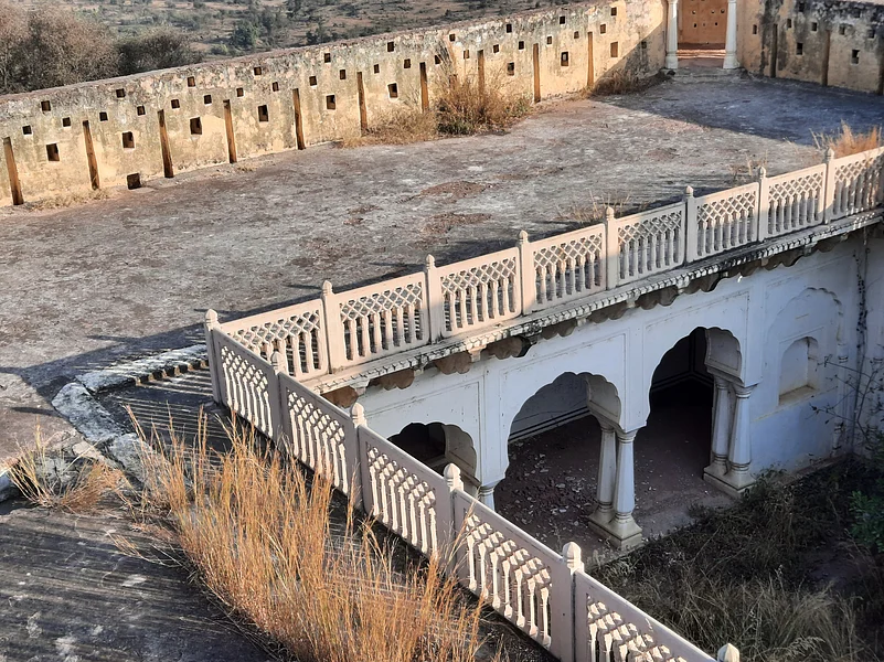 Inside the Kankwari Fort