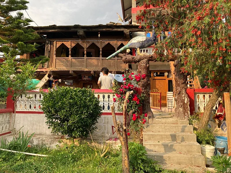 The Kundan Homestay is set amidst apple and plum orchards