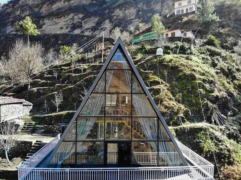 A frame cabin in Sainj Valley - Hakushu