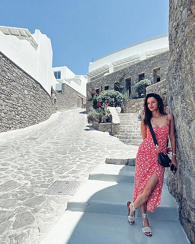 tripti_dimir/instagram : Dimri in Greece