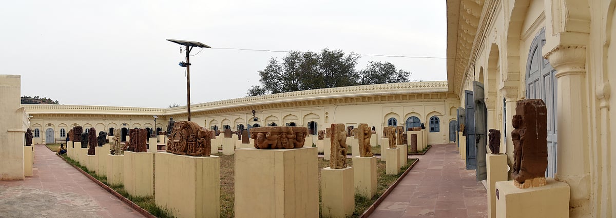 The open air gallery at Maharaja Chhatrasal Museum, Dhubela
