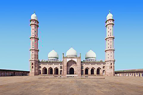 Taj-Ul-Masjid is one of the most striking mosques in India