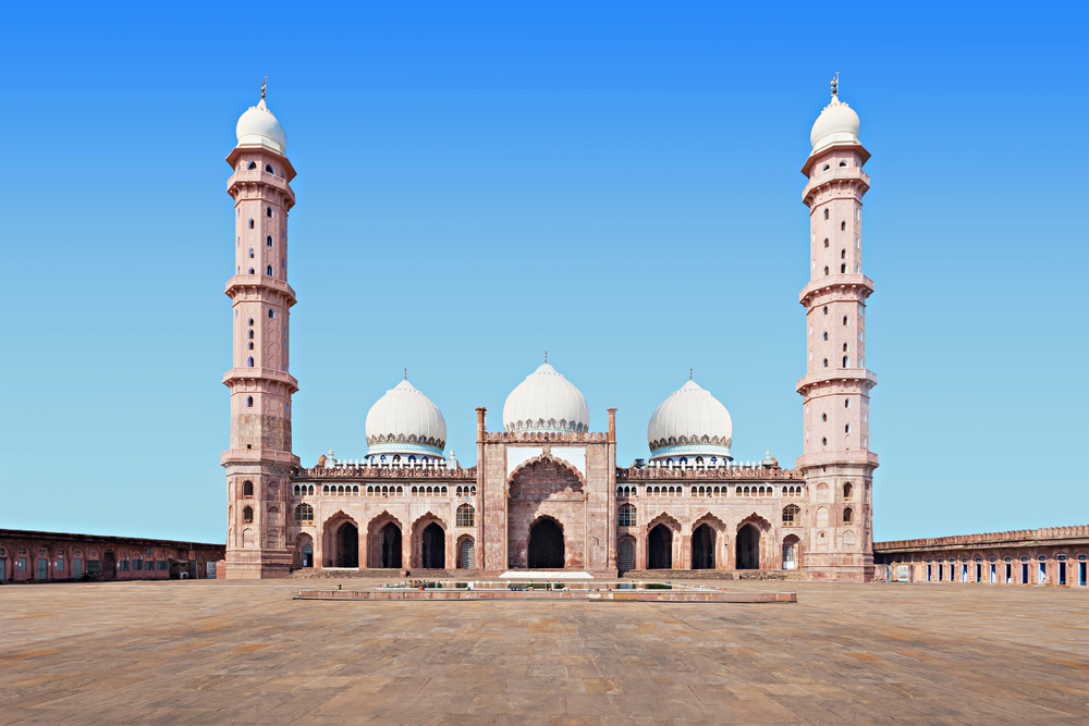 Taj-Ul-Masjid is one of the most striking mosques in India