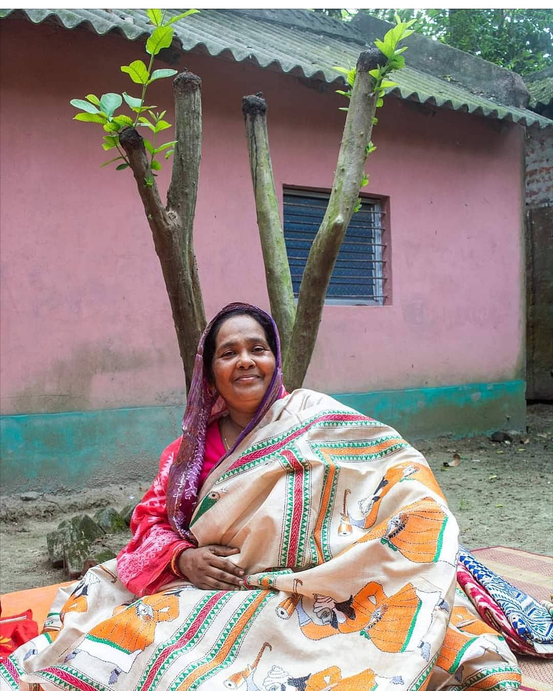 Nanoor houses more than 1000 practising Kantha artists 