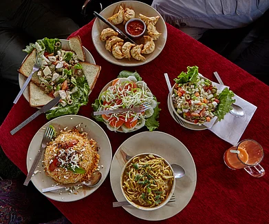 Shutterstock : Dishes from Ladakh