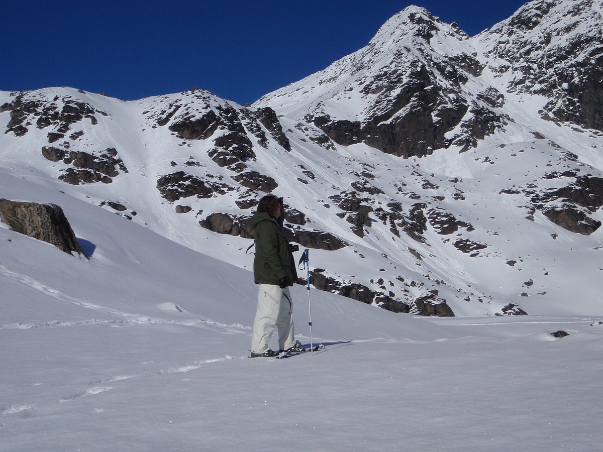 Snowshoeing in The Remarkables mountain range