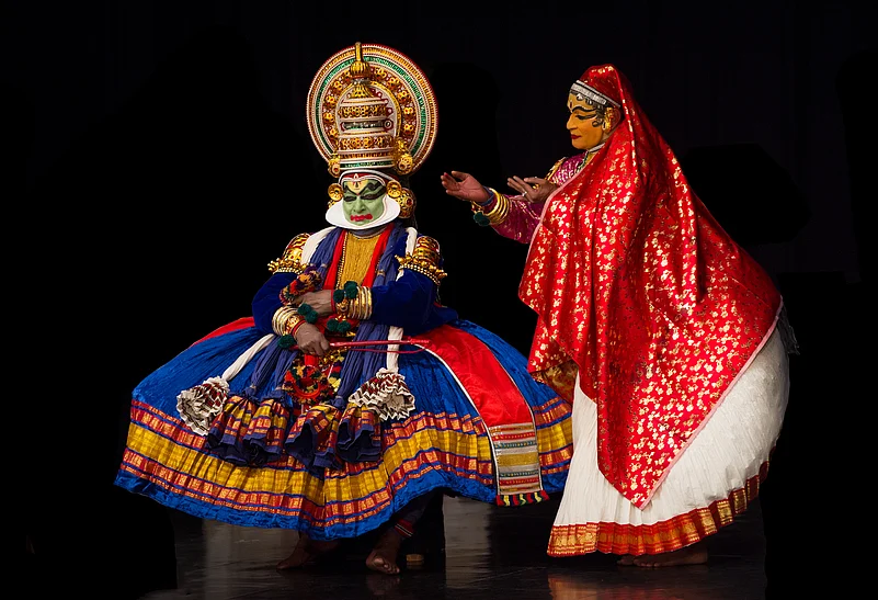 Kathakali performers