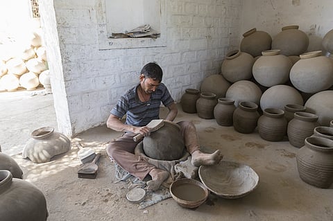 A potter in the Bishnoi village