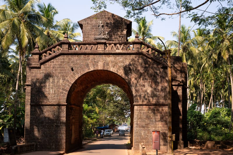 View of The Viceroys Arch or The Arch of the Viceroy built in honor of Vasco Da Gama in 1599, by his grandson Fransisco da gama