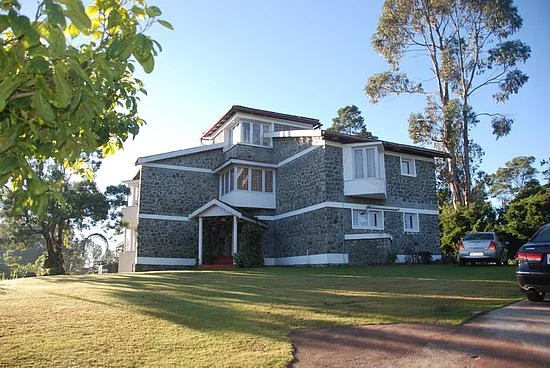 Cinnabar Farmstay on Chettiar Road