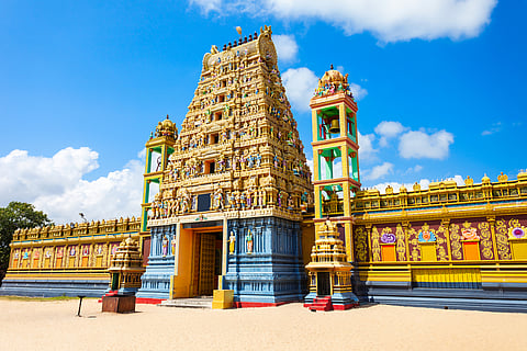 Valipura Alvar Vishnu Kovil temple
