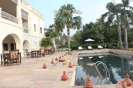Queen Elizabeth had once stayed at the Taj Nadesar Palace