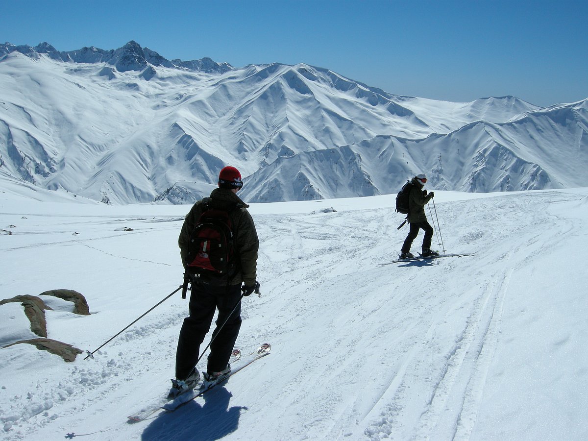 Skiing in Gulmarg