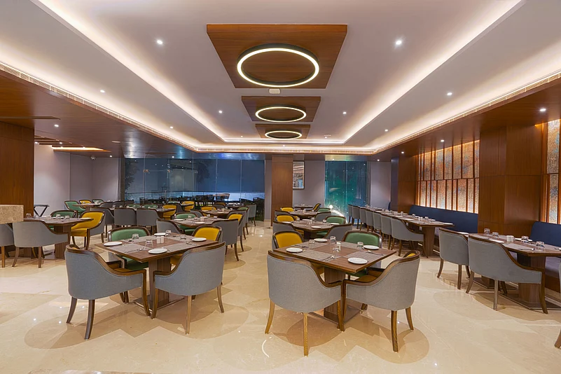 Restaurant in Park Inn by Radisson Ayodhya