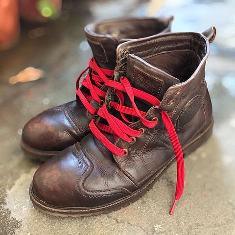 Shoes for motorcyclists