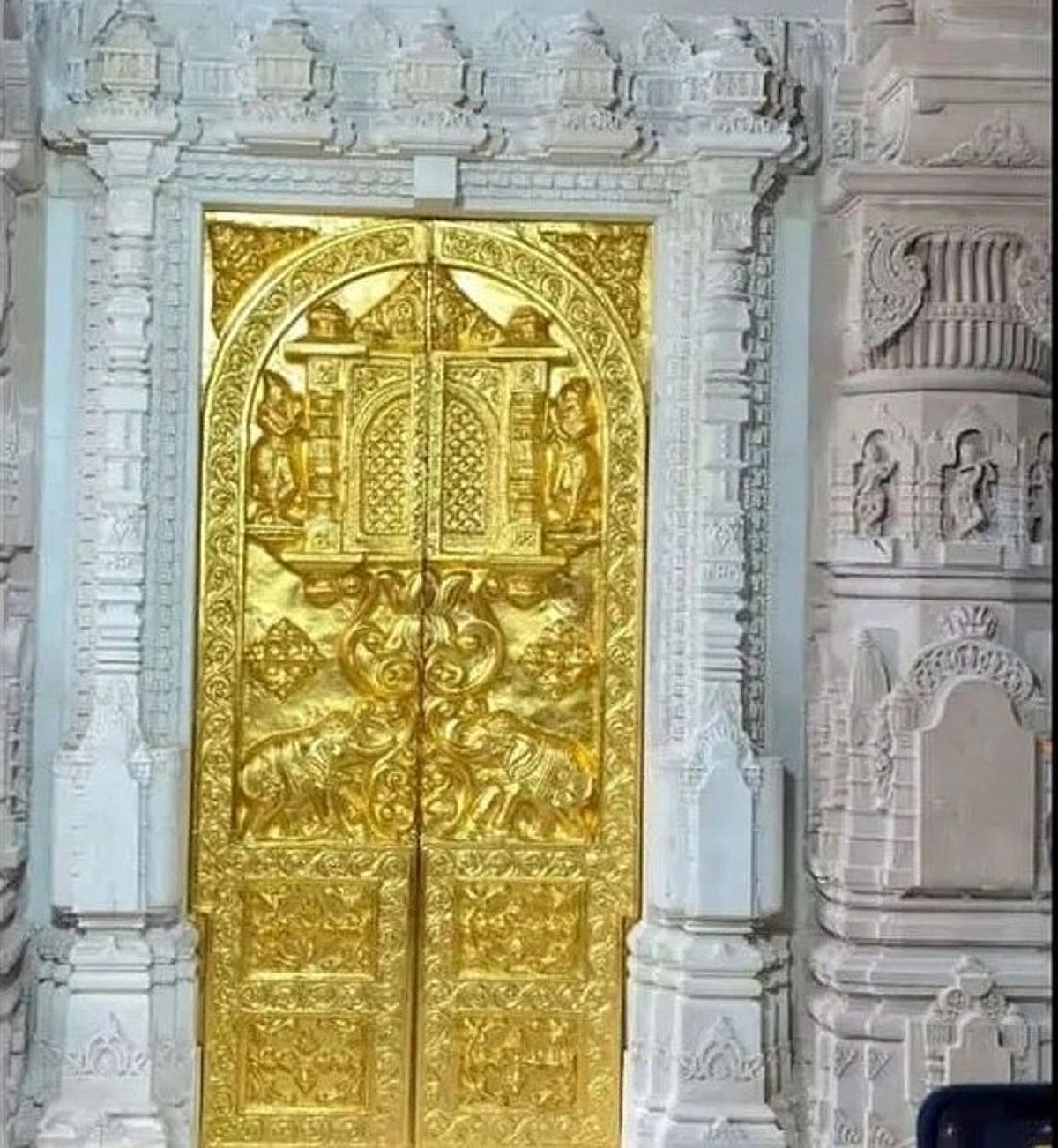 First Golden Gate Installed In Ayodhya Ram Temple