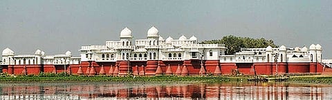 Neer Mahal