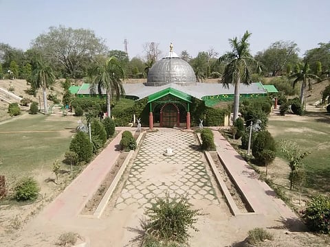 Purjan Vihar offers a quaint garden in the city centre