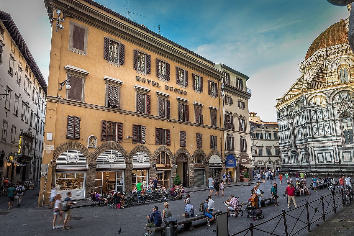 The Hotel is located in a 14th-century edifice that was once the home of the Gondi family