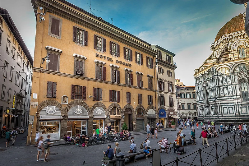 The Hotel is located in a 14th-century edifice that was once the home of the Gondi family