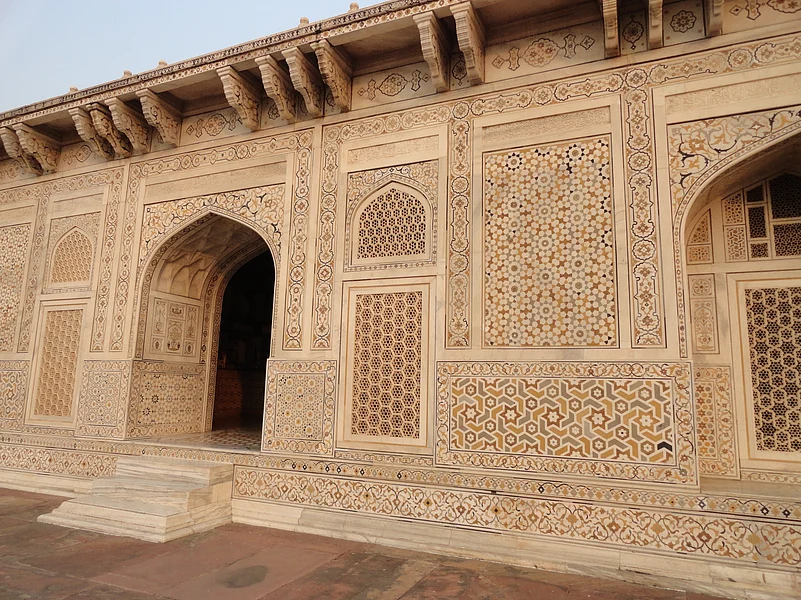 The exquisite carvings on the structure resembles the finest of lace