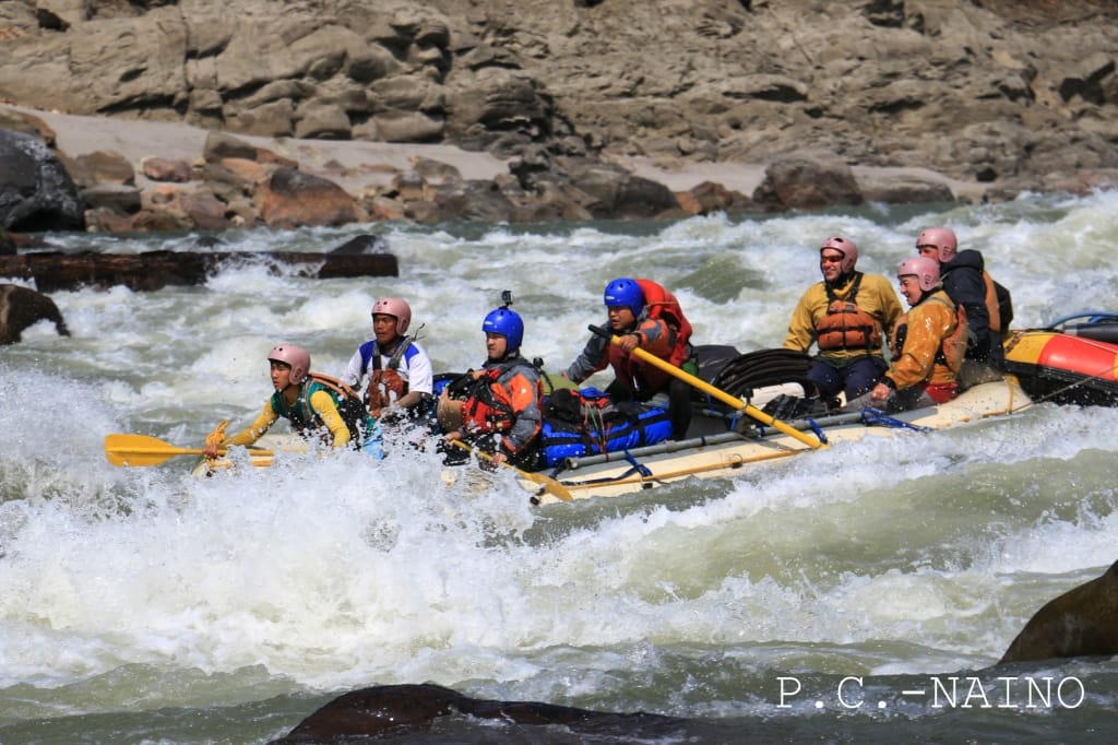 Rafting on the Siang river