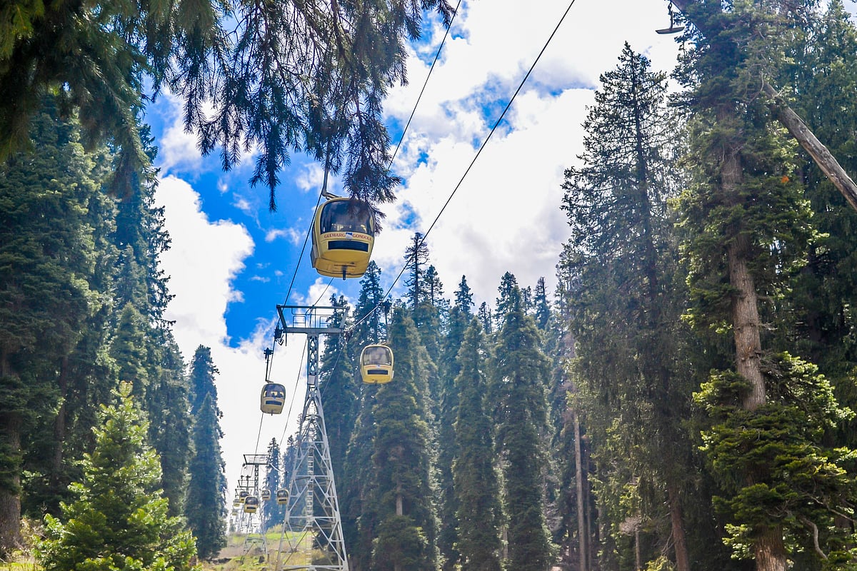 The Gulmarg Gondola  operates at an altitude of over 4,000 meters, providing an exhilarating experience