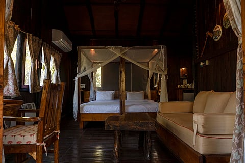 Treehouse Hideaway in Bandhavgarh offers rustic yet luxurious accommodations
