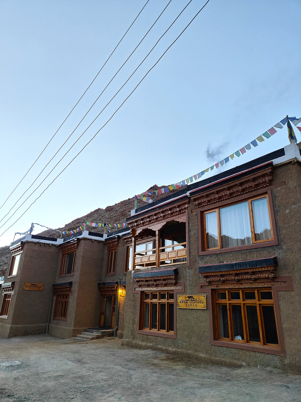  Snow Leopard Lodge