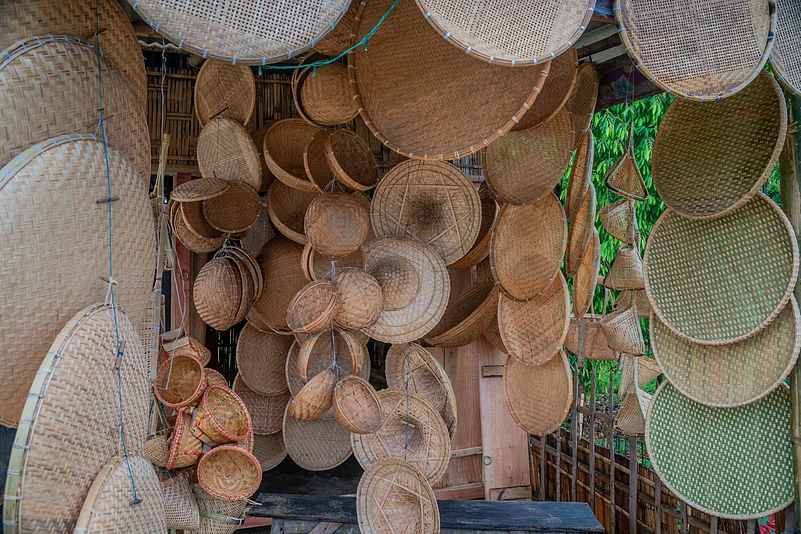 A market selling souvenirs in Assam