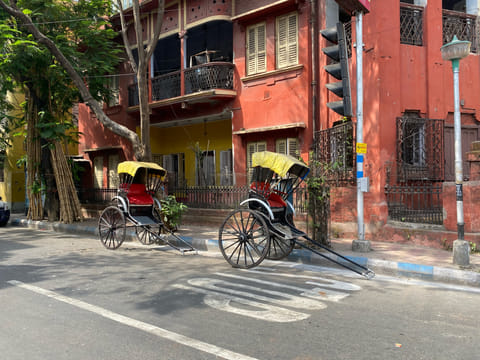 A walk down Kolkata streets make you feel like you are in a retro film
