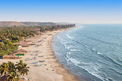 Shutterstock : Beautiful Arambol Beach in Goa