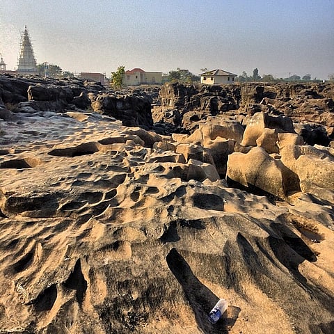 Nighoj Potholes In Maharashtra