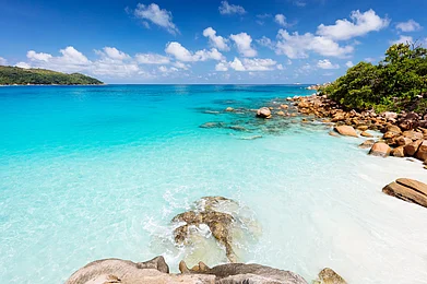 Torsten Dickmann : Anse Lazio in Praslin stands out as one of the prime surfing hotspots
