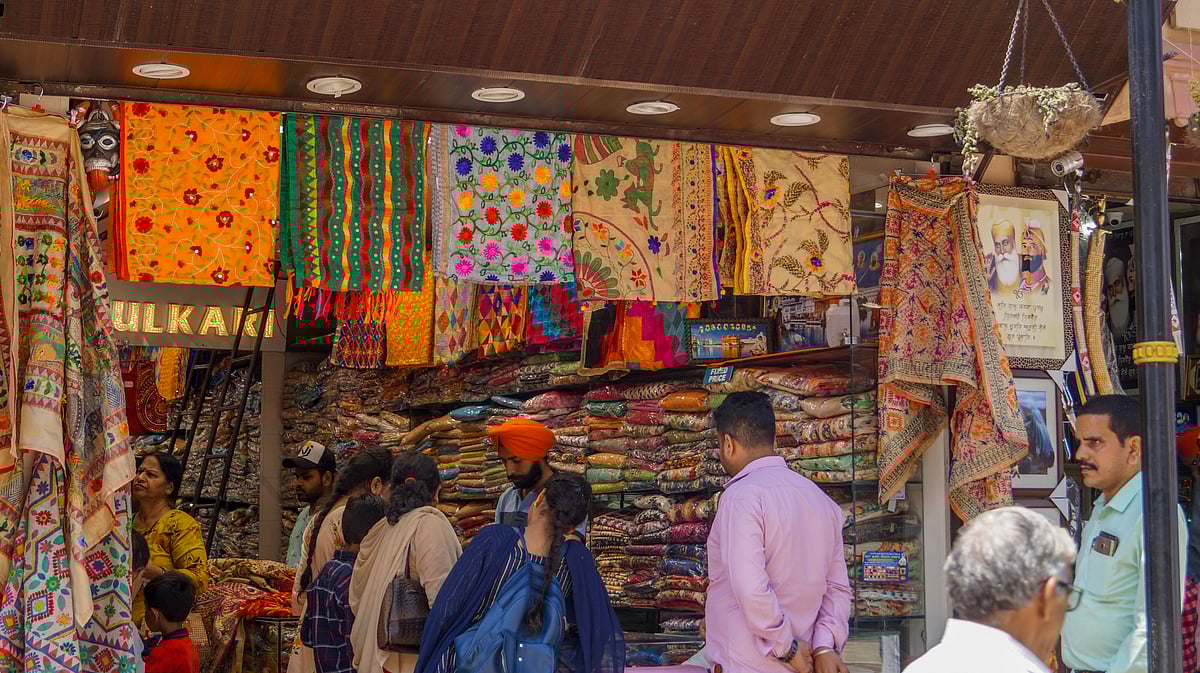  A shop selling the famous phulkari dupattas