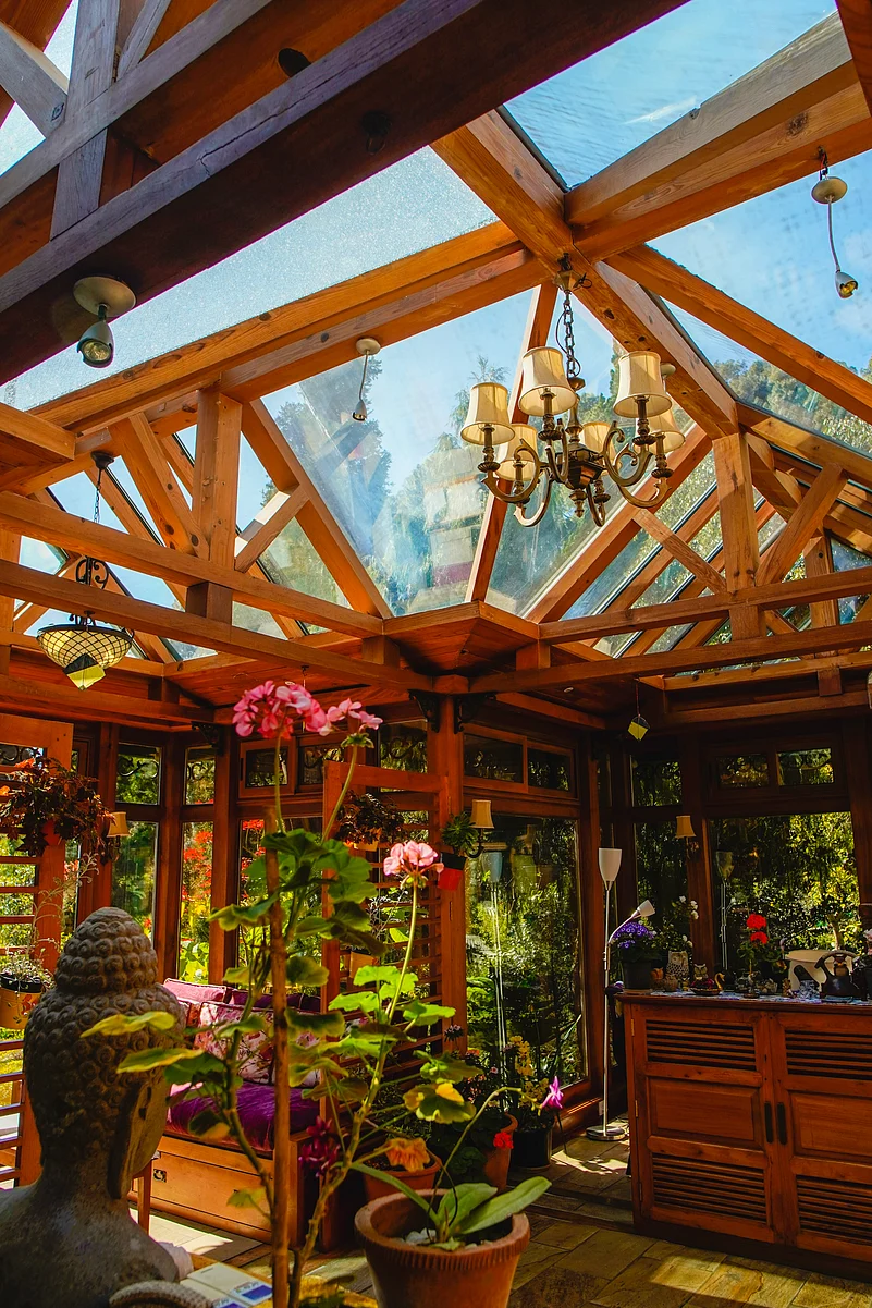 The serene atmosphere at the estates conservatory