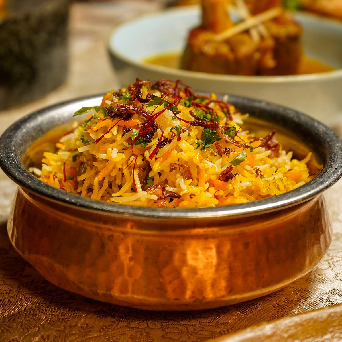 A shot of Murgh Deegh biryani