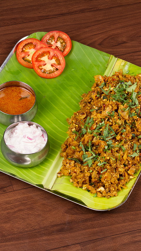 kothu parotta with gravy and raita