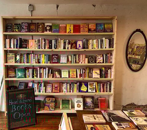 This store lets couples book a space for themselves in flameless candle-lit date space