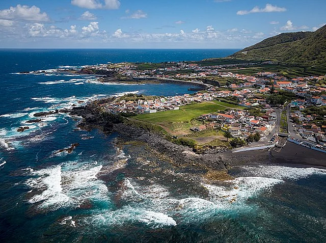 Wikimedia Commons:
Jules Verne Times Two