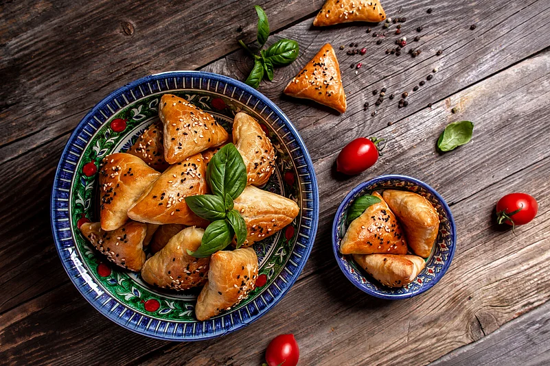 Samsa can be eaten as a breakfast, a snack, or a main course
