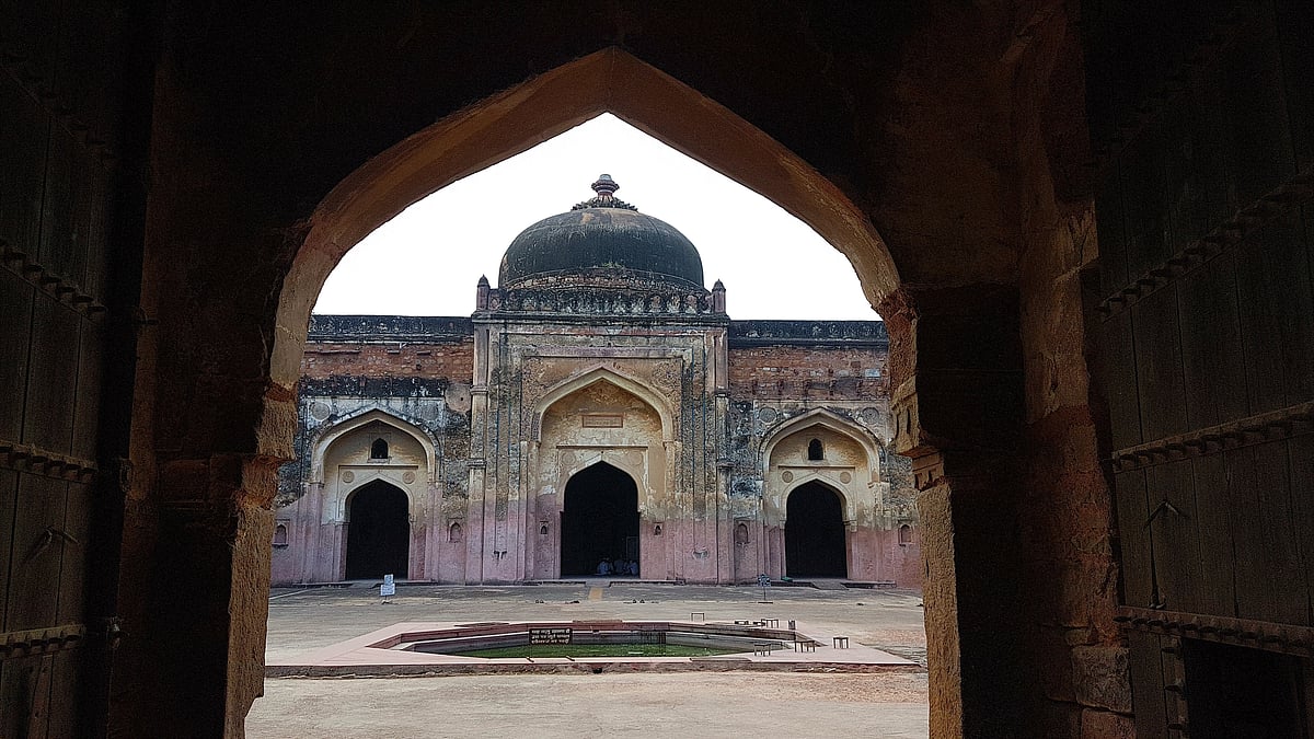 Khairul Manazil, Delhi