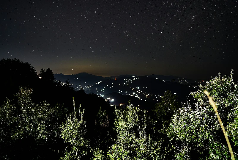 Starry twilight in Mukteshwar, Uttarakhand