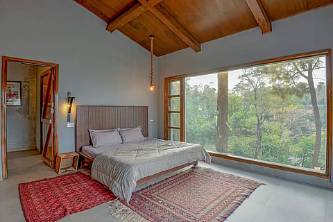 This peaceful property is roughly an hour's drive from the bustling town of Kasauli