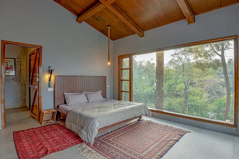 This peaceful property is roughly an hours drive from the bustling town of Kasauli