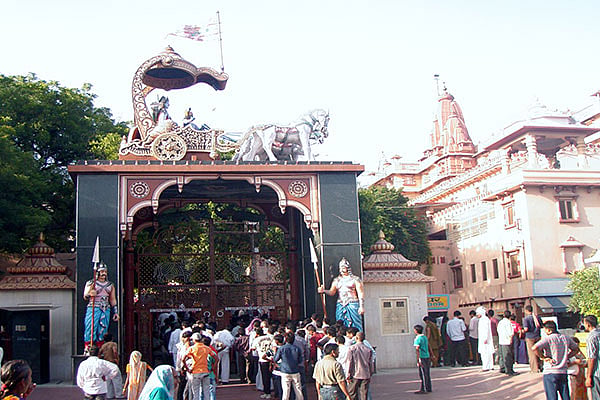 The entrance to the Krishna Janmasthan temple 