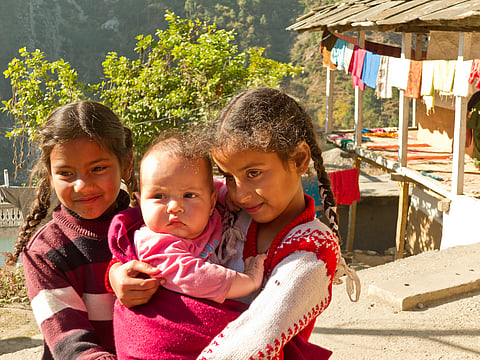 Children from Targali village in the Tirthan valley